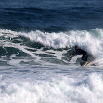 P3JU5412-260521-fotos-surf-sopelana-bizkaia-Arrietara-Basque-Country Surfista surfeando una ola en la playa de Salvaje, Barinatxe en Sopelana, Sopela, Bizkaia. Basque Country