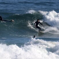 P3JU5439-260521-fotos-surf-sopelana-bizkaia-Arrietara-Basque-Country Surfista surfeando una ola en la playa de Salvaje, Barinatxe en Sopelana, Sopela, Bizkaia. Basque Country