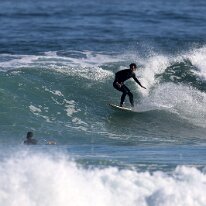 P3JU5443-260521-fotos-surf-sopelana-bizkaia-Arrietara-Basque-Country Surfista surfeando una ola en la playa de Salvaje, Barinatxe en Sopelana, Sopela, Bizkaia. Basque Country