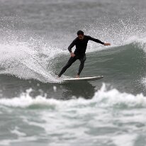 P3JU8927-20260901-Fotos-Surf-Euskadi-sopelana-olasdebizkaia-Photographer-Pictures Fotos Surf y bodyboard en La Playa de Sopelana, Sopela , Atxabiribil. Olas de entre medio metro y un metro de altura
