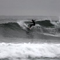 P3JU8947-20260901-Fotos-Surf-Euskadi-sopelana-olasdebizkaia-Photographer-Pictures Fotos Surf y bodyboard en La Playa de Sopelana, Sopela , Atxabiribil. Olas de entre medio metro y un metro de altura