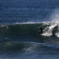 P3JU8847-20260919-0942-Fotos-Surf-Euskadi-Sopelana-olasdebizkaia-Photographer-Pictures Fotos Surf y Bodyboard en La playa de la salvaje Barinatxe Sopela , Getxo Olas de dos metros de altura.