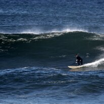 P3JU8856-20260919-0942-Fotos-Surf-Euskadi-Sopelana-olasdebizkaia-Photographer-Pictures Fotos Surf y Bodyboard en La playa de la salvaje Barinatxe Sopela , Getxo Olas de dos metros de altura.