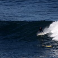 P3JU8997-20260919-1025-Fotos-Surf-Euskadi-Sopelana-olasdebizkaia-Photographer-Pictures Fotos Surf y Bodyboard en La playa de la salvaje Barinatxe Sopela , Getxo Olas de dos metros de altura.