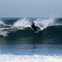 P3JU4691 Fotos Surf y Bodyboard en La Playa de Sopelana, Sopela , Atxabiribil. Olas de medio metro de altura con viento sur