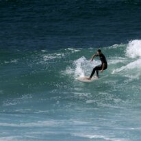 P3JU5995-20260926-1522-Fotos-Surf-Salvaje-Salbaje-Sopela-olasdebizkaia Fotos de Surf en La playa de la Salvaje Barinatxe Sopela , Getxo Ola de metro y medio de altura.