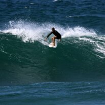 P3JU6039-20260926-1533-Fotos-Surf-Salvaje-Salbaje-Sopela-olasdebizkaia Fotos de Surf en La playa de la Salvaje Barinatxe Sopela , Getxo Ola de metro y medio de altura.