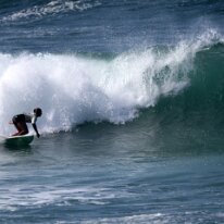 P3JU5947-20260926-1516-Fotos-Getxo-Taldea-Sopela-olasdebizkaia Fotos Surf La playa de la salvaje Barinatxe Sopela , Getxo Olas de metro y medio de altura. Campenato Local Getxo Surf Taldea GST