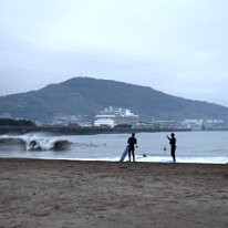 P3JU7674-20261022-0817-Fotos-Bodyboard-Ereaga-Getxo-olasdebizkaia Fotos de Bodyboard en La Playa de Ereaga, Getxo Bloques. Olas de un ,metro de altura con viento sur. pocas olas abrían bien ya que había una rampa de arena...