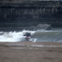 P3JU7790-20261022-0824-Fotos-Bodyboard-Ereaga-Getxo-olasdebizkaia Fotos de Bodyboard en La Playa de Ereaga, Getxo Bloques. Olas de un ,metro de altura con viento sur. pocas olas abrían bien ya que había una rampa de arena...
